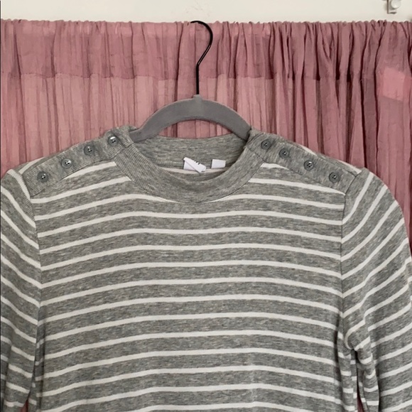Striped Gap Long Sleeve - Picture 1 of 5